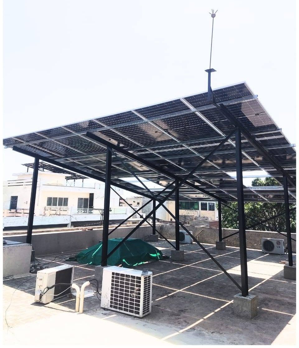 Solar carport structure